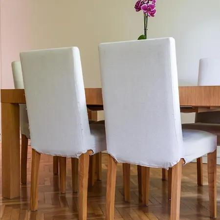 Centre Avec Parking 4 P *