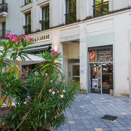 Centre Avec Parking 4 P تور