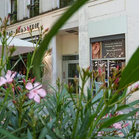 Centre Avec Parking 4 P * تور