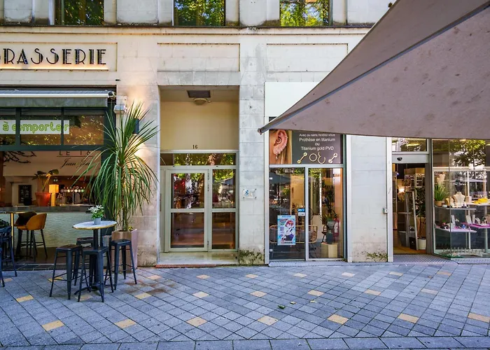 Centre Avec Parking 4 P * טור