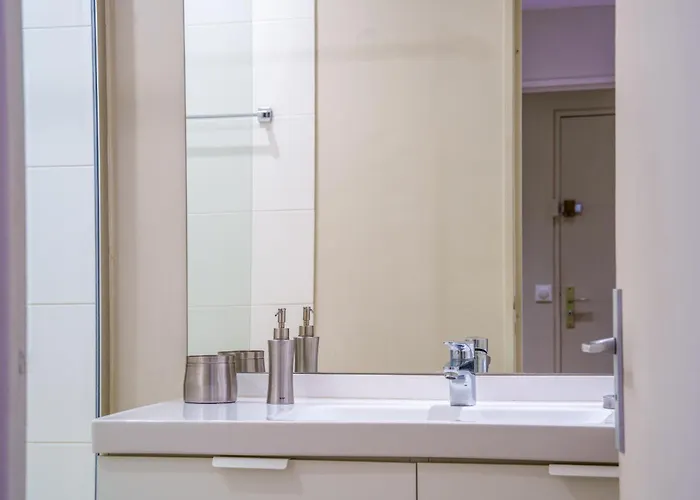 דירה Centre Avec Parking 4 P טור