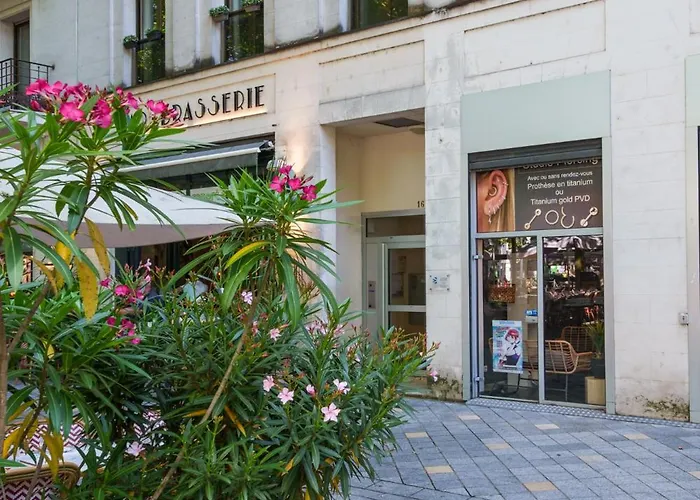 Centre Avec Parking 4 P טור